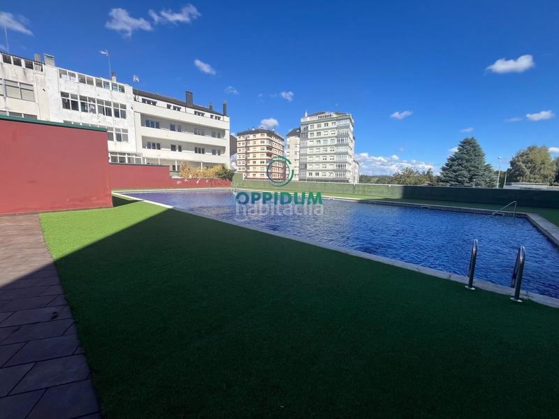 Foto fcffdaee-581d-47f5-ae30-dedb9b051c63. Rent penthouse with parking pool in A Milagrosa Lugo