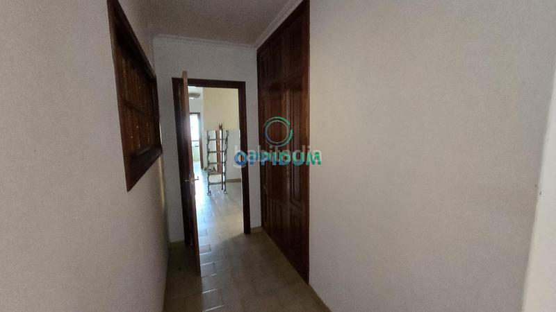 Foto 60138a1b-3aec-4f48-8ff8-31654b475626. House with parking pool in Cambre