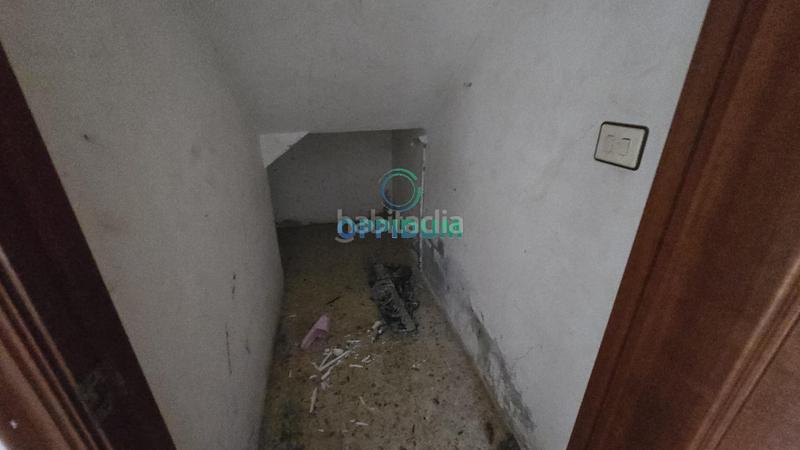 Foto b6447970-ed05-4e73-86fc-db8bb1a49c0d. House with parking pool in Cambre