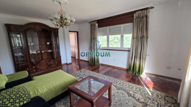 Foto d529ab7e-c4ff-46f3-8a7f-6bb92310ee41. House with parking pool in Cambre