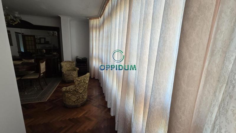 Foto da571495-b715-4141-b123-965735d157c3. House with parking pool in Cambre