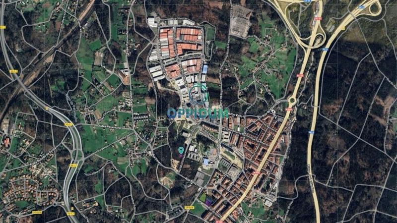 Foto b06b64e2-b29b-4293-9708-d4dd4f2093de. Terreno residenziale in O Milladoiro Ames