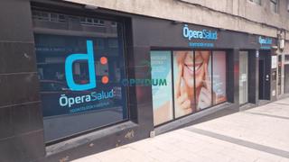 Geschäftsraum in Os Mallos