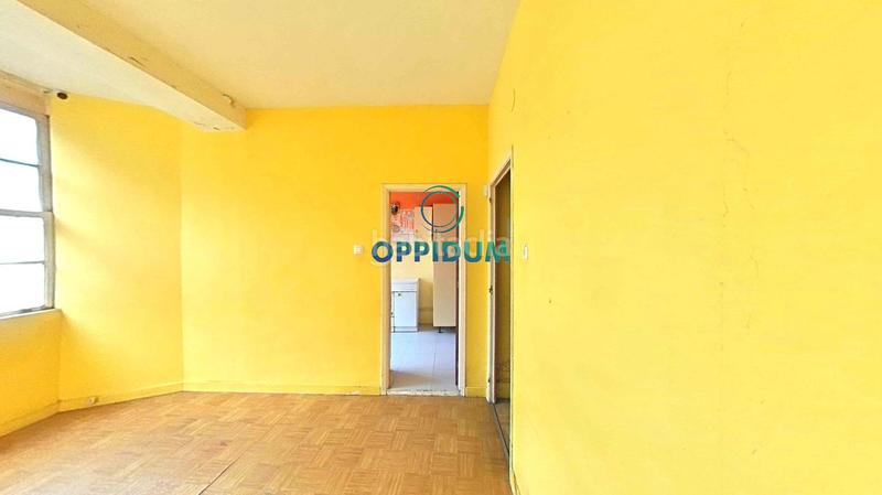 Foto c0364d1a-989c-48f4-a68d-e3c0d87f5c25. Pis a Ferrol vello - puerto Ferrol