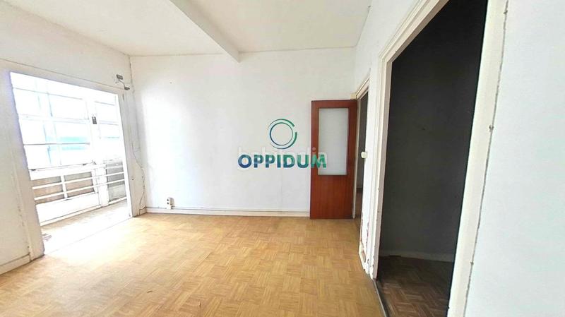 Foto ccb480d3-e5f2-40f7-9de9-55fd9bf4b0a7. Pis a Ferrol vello - puerto Ferrol