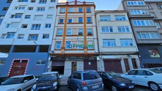 Local Comercial a Avenida bella 6. En venta  2 locales comerciales unidos junto a la estación de tr