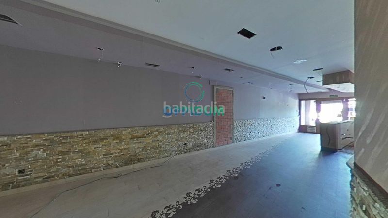 Foto cd5a2ccd-7aaf-4073-a4c3-b91695f28ef6. Local comercial a bella avenida 6 a Os Mallos Coruña (A)