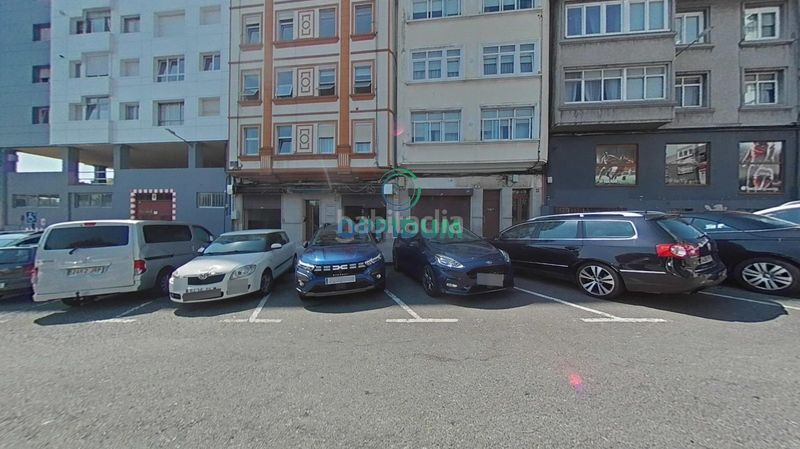 Foto dc7b2bc2-7b01-4ceb-ac35-90de80d24b07. Local comercial a bella avenida 6 a Os Mallos Coruña (A)