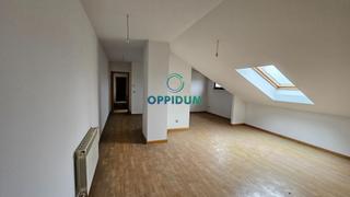 Attico  San lorenzo 15. Venta ático en val do dubra, a coruña