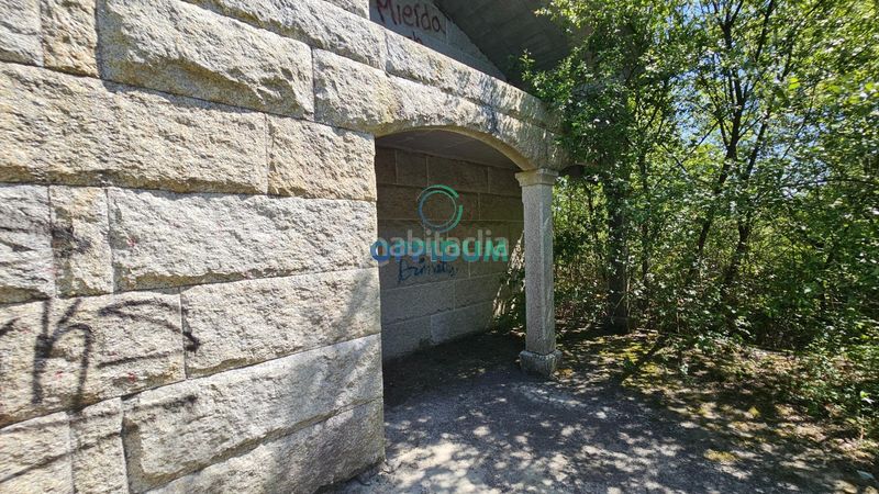 Foto 7b7dd830-0baf-440f-9c85-87febdea64b5. Xalet a lugar esfarrapa a Coristanco