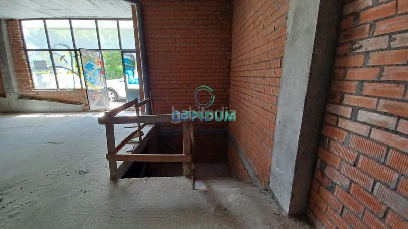 Foto d66bf876-f429-49fd-acde-308193d169b8. Local commercial dans rua al francisco j alvajar 14 dans Carral