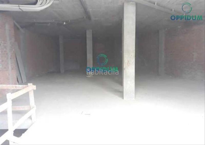 Foto f72c6254-12f7-47b1-93ac-6600c9c5a0b4. Local commercial dans rua al francisco j alvajar 14 dans Carral