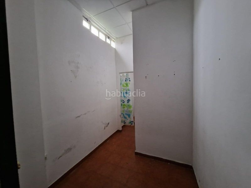 Foto c15f27ec-6ec5-4fdf-8822-4008cc79544e. Local comercial a vicente risco 6 a Melide