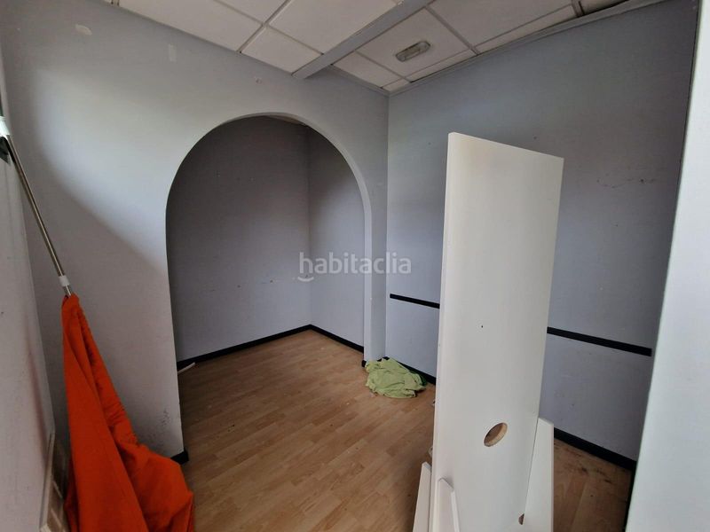 Foto c3a497cf-c475-468d-aab9-665932d4a2c7. Local comercial a vicente risco 6 a Melide