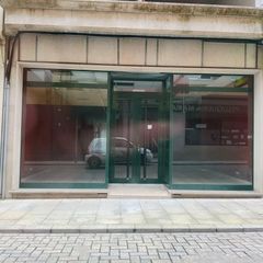 Rent Business premise  Calle calle concordia. Local en alquiler en el centro de cee  110 m2, doble fachada, zo