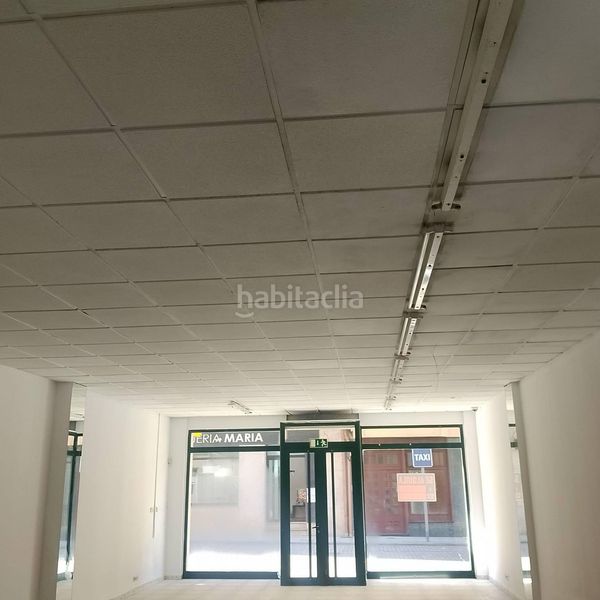 Foto 9e62e2e7-f3d9-4e49-86d2-7d8a8bdea975. Lloguer local comercial a Cee