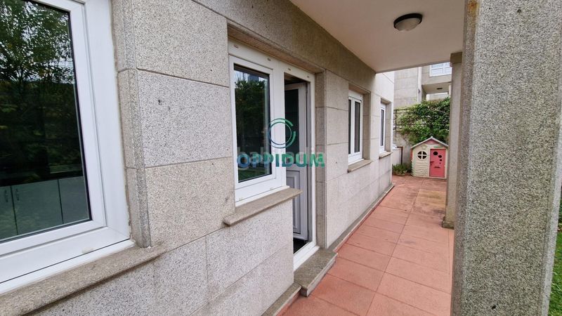 Foto 489125b0-5d11-462f-8bfe-87df7539126e. Casa adossada a avenida da pasaxe 55 a Eirís Coruña (A)