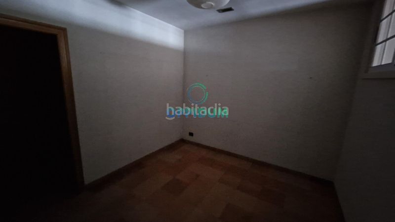 Foto 61b5dd79-b916-4ff7-a3b5-56a734a87e1c. Casa adossada a avenida da pasaxe 55 a Eirís Coruña (A)