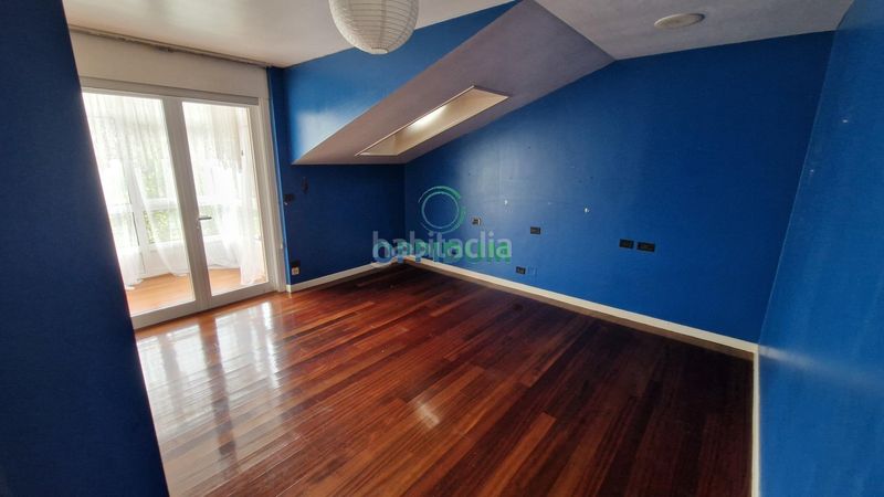 Foto 91fbae4a-776f-4640-84ef-d9e5434e968c. Casa adossada a avenida da pasaxe 55 a Eirís Coruña (A)