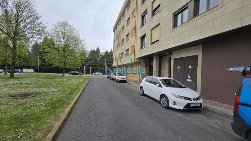 Foto 79a2fc42-a2ef-46a0-865e-de30a99e2b69. Pis amb aparcament a O Feal - Xubia Narón