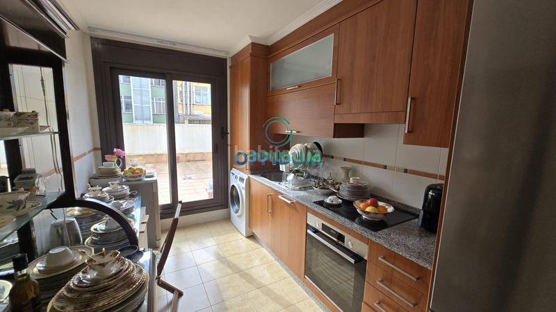 Foto aa625c44-3b0b-4a19-996a-53b142d76023. Pis amb aparcament a O Feal - Xubia Narón