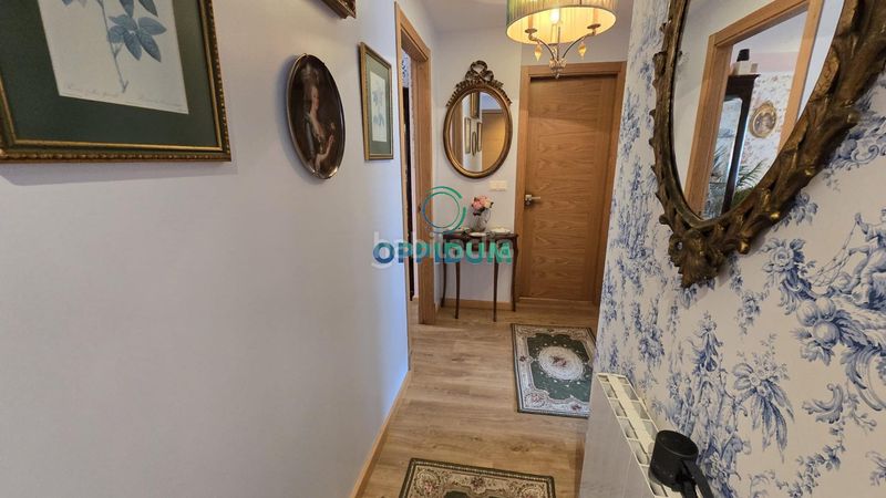 Foto d07b7154-c150-4b60-8152-3fcdba36937f. Pis amb aparcament a O Feal - Xubia Narón