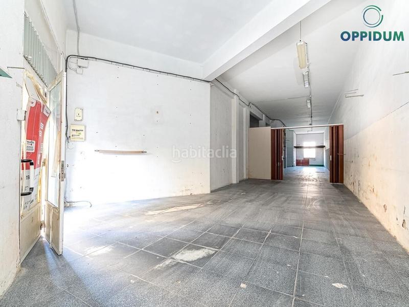 Foto c9194076-e948-460b-9a8a-aa43f81151c0. Local comercial en tomas a alonso 194 local diáfano de 108 m2 en tomás alonso, en Vigo