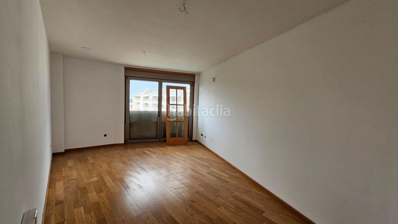 Foto 2a37116e-6fa8-487b-9fb4-25d7e03d26e4. Pis amb aparcament a Fene