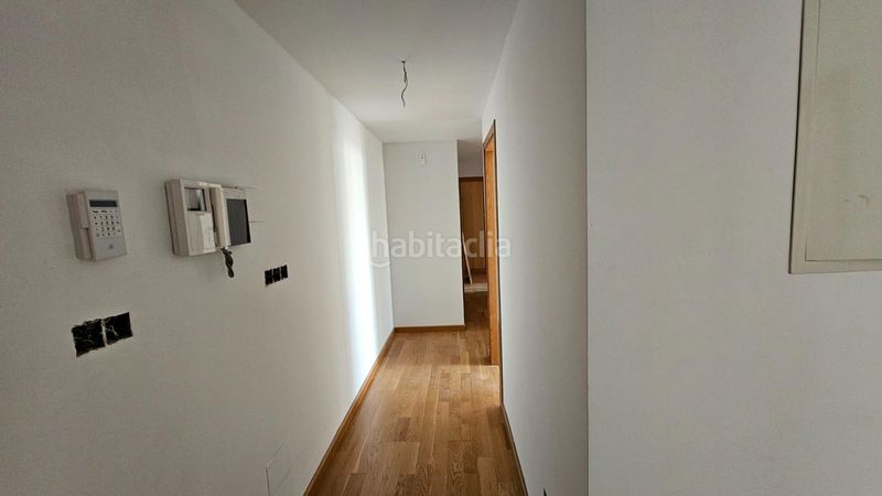 Foto ba76f2af-af49-4cb3-a45f-557a9a9fc038. Pis amb aparcament a Fene