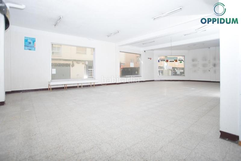 Foto d8a8dfa0-e13d-42f7-9b43-bb980dd6b5e0. Local comercial en cristobo colon 51 en A Gándara Narón