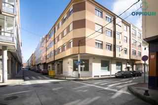 Locale commerciale in CRISTOBO COLON 51