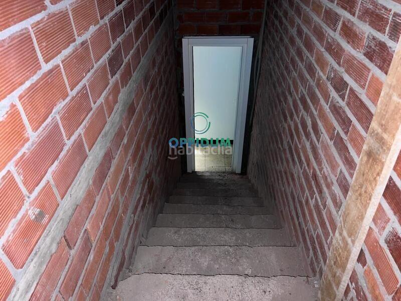 Foto 390f1f11-1c44-4db1-9ea7-5968b83218b1. Local commercial dans calle calle de rubalcava 30 dans Ferrol