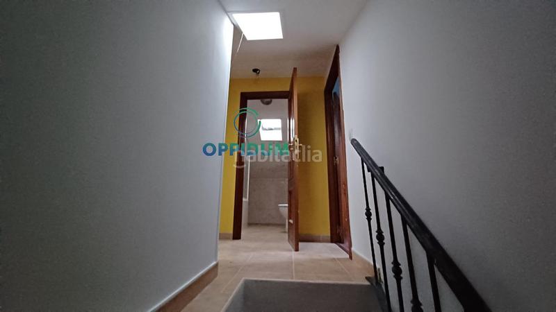 Foto 72f9d523-c2b2-4242-b208-2893875dd014. Chalet se vende vivienda unifamiliar de 4 dormitorios y 2 baños , a coruña. en Betanzos