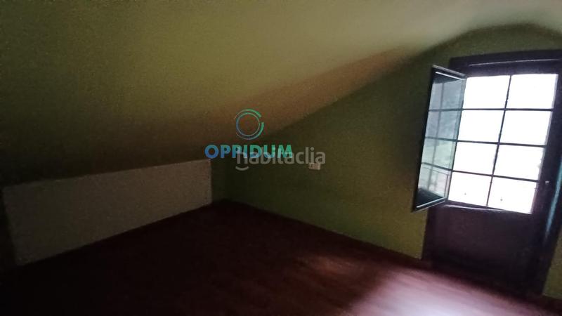 Foto efd9b1b1-ea91-4e9a-8ac7-c376adb16e0e. Chalet se vende vivienda unifamiliar de 4 dormitorios y 2 baños , a coruña. en Betanzos