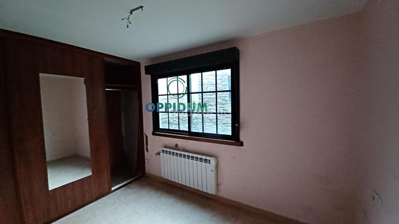 Foto f0589ee4-7248-48f5-aacc-84a16d455357. Chalet se vende vivienda unifamiliar de 4 dormitorios y 2 baños , a coruña. en Betanzos