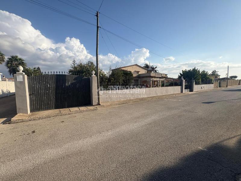 Foto da6a38b2-3d4c-4bf9-ad0f-b5c171936189. Bauernhof mit parking in Las Palmeras-Dehesilla Sanlúcar de Barrameda