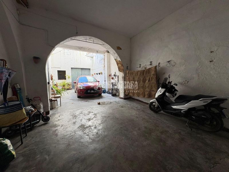 Foto 1a8e336b-ea56-414d-aefd-37baa59172aa. Casa amb aparcament a Ayuntamiento-Barrio Alto Sanlúcar de Barrameda