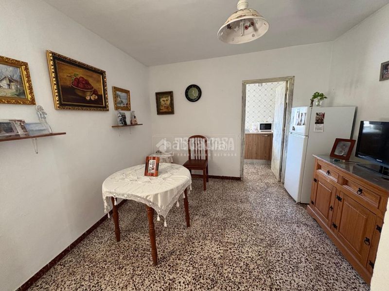 Foto c14a75eb-2066-4bcb-a22a-8e6ed6ca2076. Casa amb aparcament a Ayuntamiento-Barrio Alto Sanlúcar de Barrameda