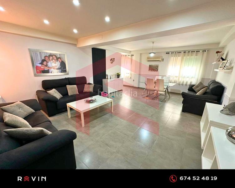 Foto 3b9f4716-ba1b-4289-82ef-ebad1e78c1af. Flat with heating in San Felipe - El Almendral - La Merced Jaén