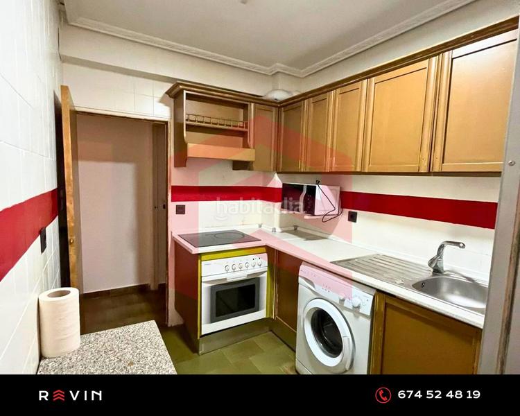 Foto 6a982b4b-46f7-4069-8e54-e5bf8c8ab0bc. Rent flat in calle agustín ródenas 6 in Peñamefecit - Avda Barcelona Jaén