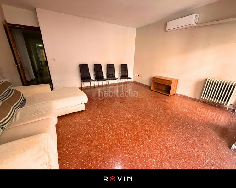 Foto c27bf1f0-be58-4ca3-8544-9bc2710098a9. Flat with heating in Belén - San Roque Jaén
