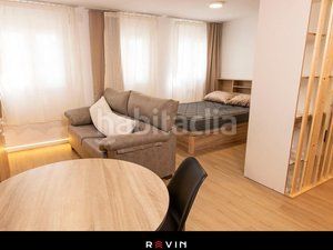 Foto 6a6f2e86-b5a8-40b3-ba10-4f35f4982d23. Pis a Peñamefecit - Avda Barcelona Jaén