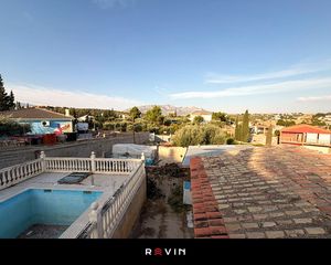 Xalet  Calle picual. Chalet independiente de 4 dormitorios con piscina y 1.252 m² de
