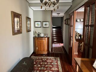 Casa aparellada a Centro. Chalet céntrico