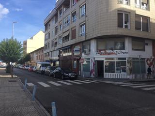 Aparcament cotxe a Calle raimundo revilla 10. Garaje lonja raimundo revilla