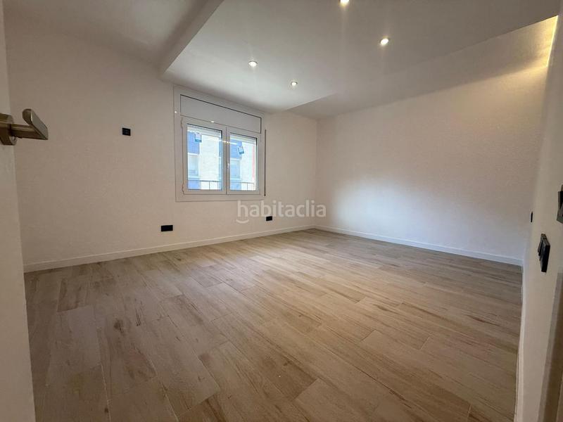 Foto d60e815d-67ec-42dd-b7fc-8cf2bd7c9a90. Pis a Centre Viladecans