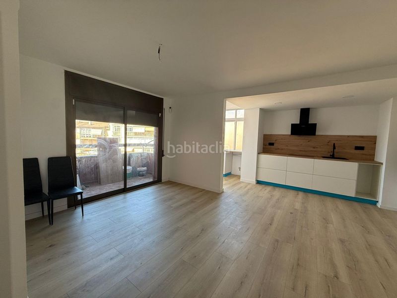 Foto ac20ddfe-cdce-4540-bf4a-2761f3963d80. Pis a San Pere Terrassa