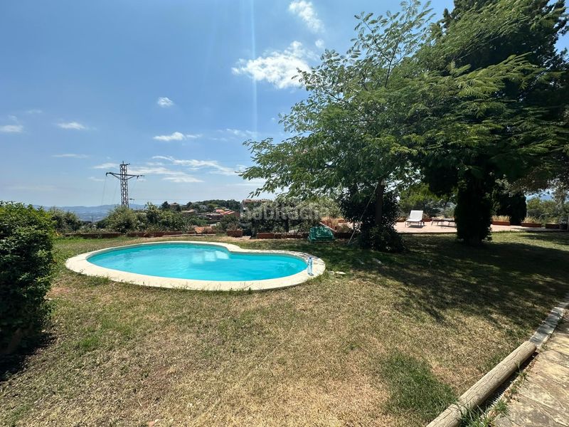 Foto bacae642-840f-4147-ab1c-dd20e8c9d437. Casa amb aparcament piscina a Ametlla del Vallès (L´)