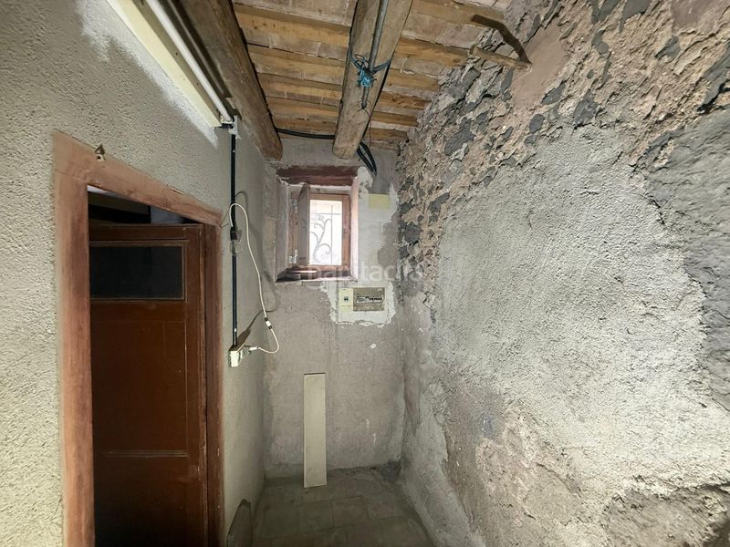 Foto d7b9007f-b1ba-4bf6-aa0b-a0a9b69782db. Casa  en el centro en Centelles