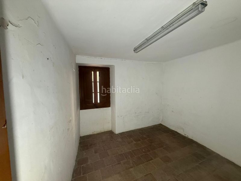Foto fcda5c2f-863e-42ac-b0d3-28c03bb8f4e8. Casa  en el centro en Centelles